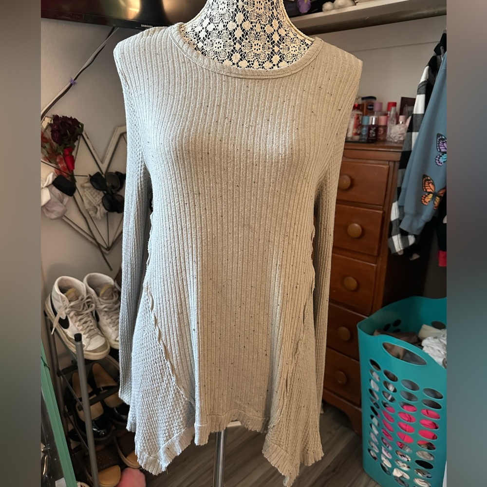 Women’s light green tunic